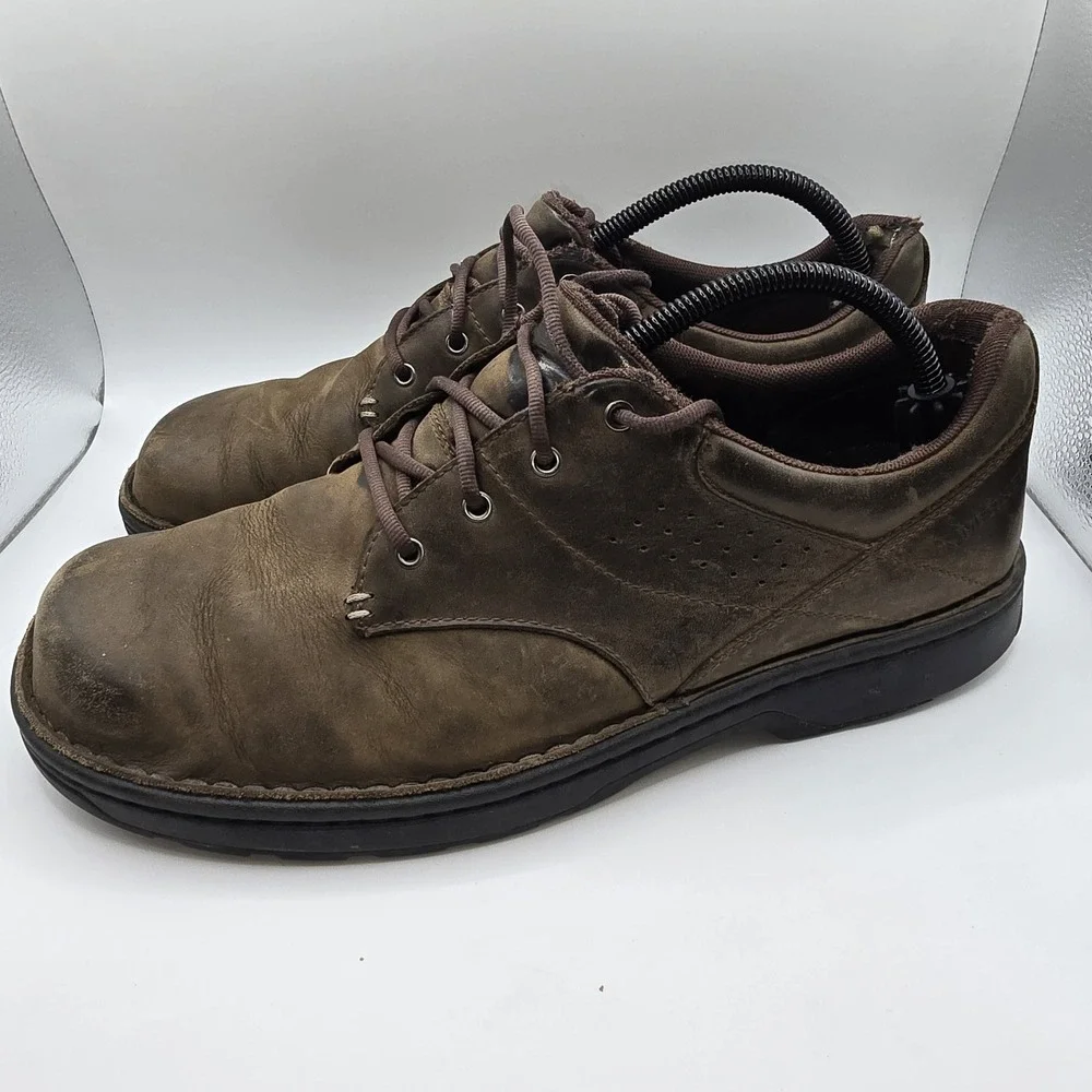 Merrell Men's Brown Leather Casual Walking Shoes Size 9.5 Lace Up Comfort